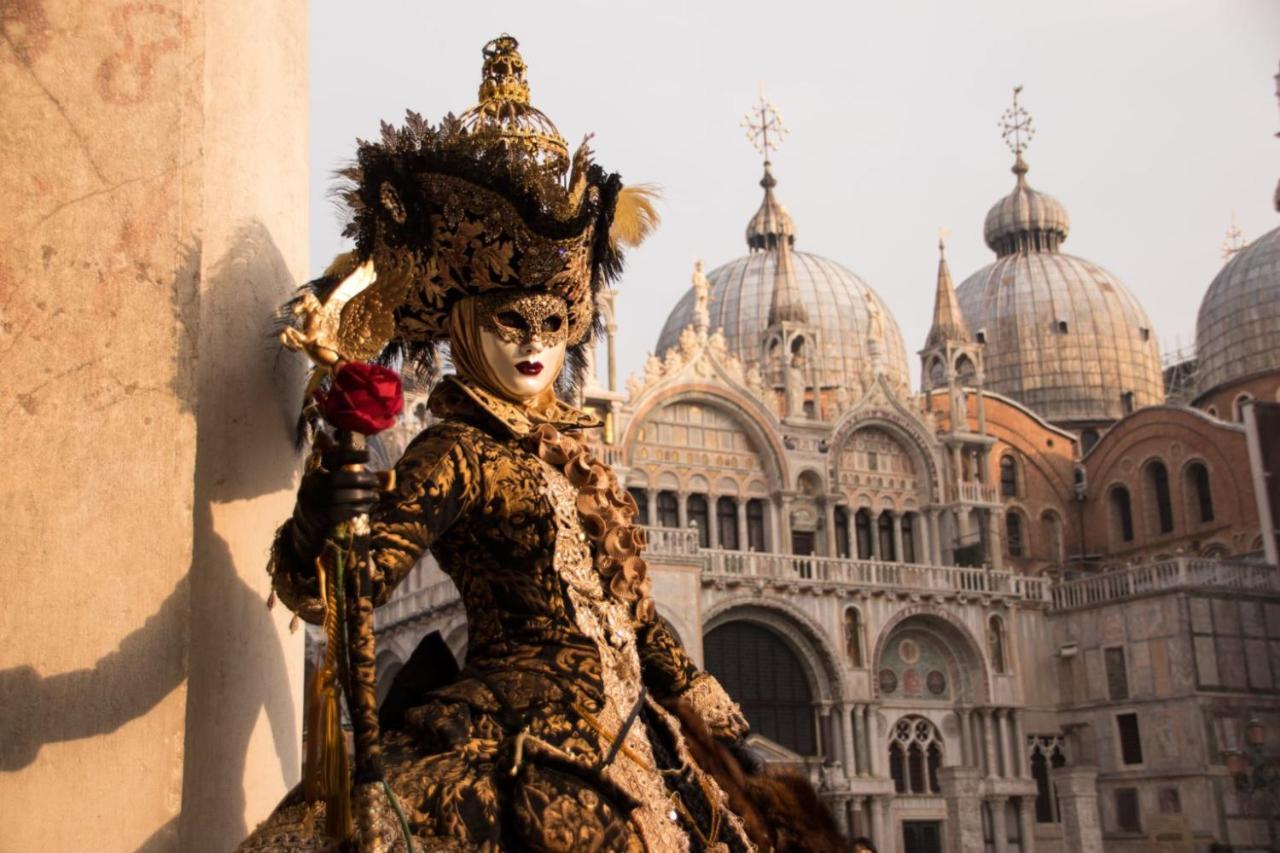 Mirandolina Exclusive * Venice